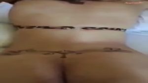 مصري ينيك حبيبته طيزها طرية