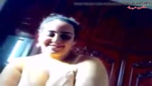 سكس مصرية مزة تمص زب صاحبها وهي تضحك
