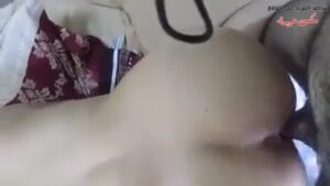 سكس مصري بلدي فتح طيز الشرموطة الخجولة