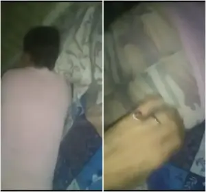 ديوث حقيقي داخل اوضة امه يجله عليها ويفسخها