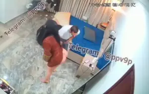 سكس مسرب من احد البيوت طيزها دمار شامل