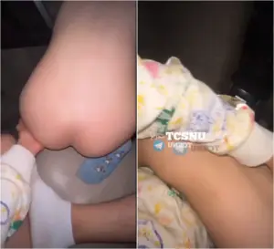 يلعب بكسها وطيزها بعد الجامعة