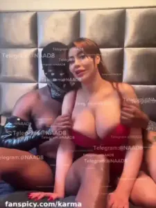 سكس كارما المصرية مع الفحل الاسود ينيك خرمها