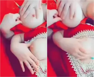 سحاق خليجي يعرضون حلماتهن الزهرية